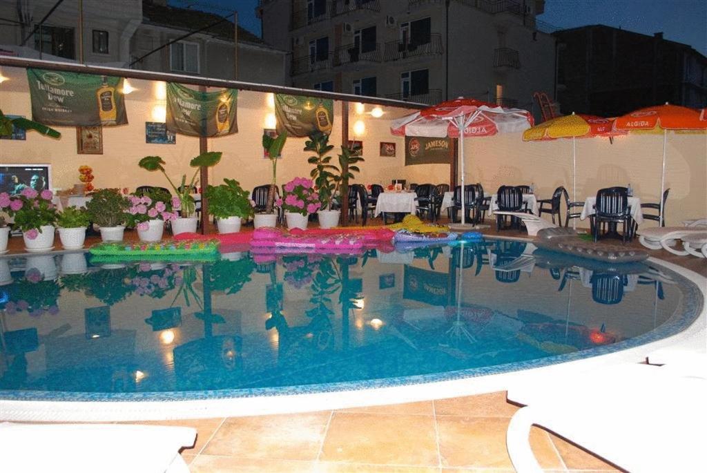 Italia Hotel Nesebar Exterior photo