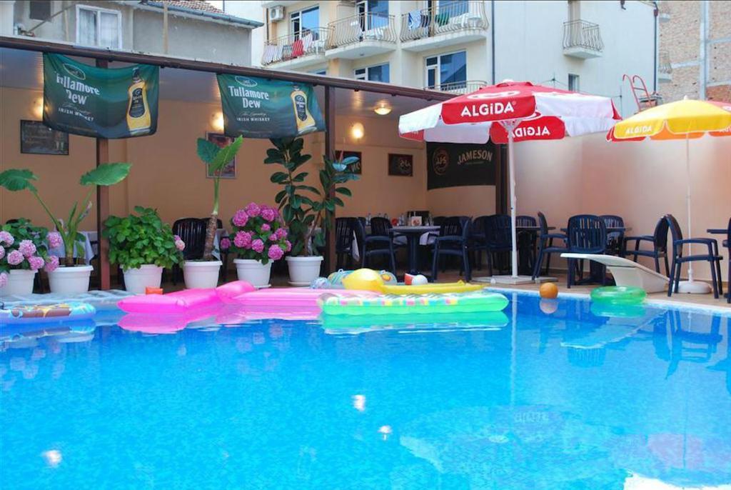 Italia Hotel Nesebar Exterior photo